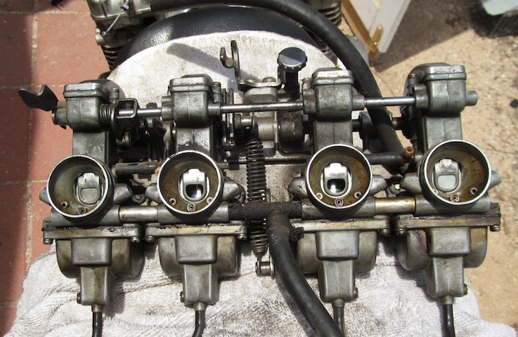 20130813_kz550_carbs_3952